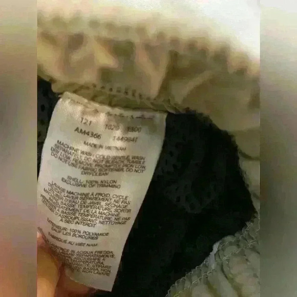 Men’s Columbia shorts - Picture 4 of 11